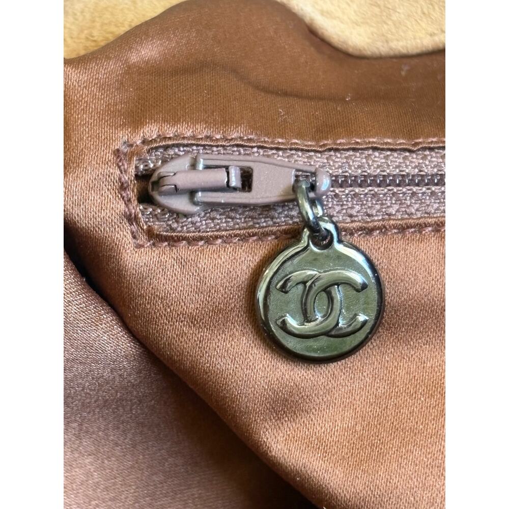 Chanel Vintage Brown Suede Shoulder Bag Tassel Chain Strap - Picture 14 of 14
